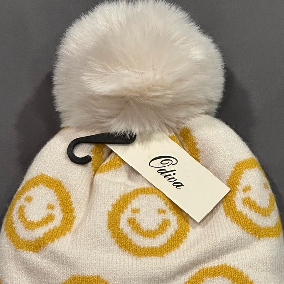 Cozy Glam Ivory Or Black Smiley Face Beanie w/Pom Pom NWT main image 9